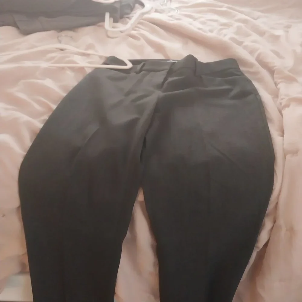 Express pants - Picture 3 of 3
